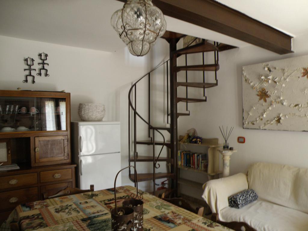 Ca' Spina: Sweet Home in Valpolicella SantʼAmbrogio di Valpolicella Kamer foto