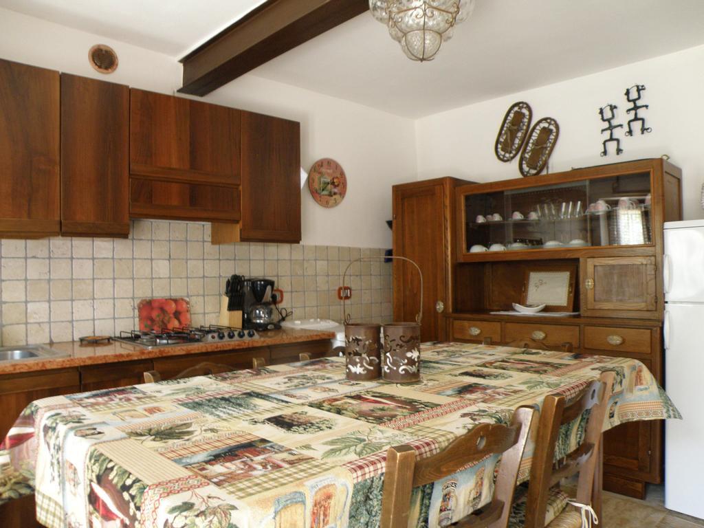 Ca' Spina: Sweet Home in Valpolicella SantʼAmbrogio di Valpolicella Kamer foto